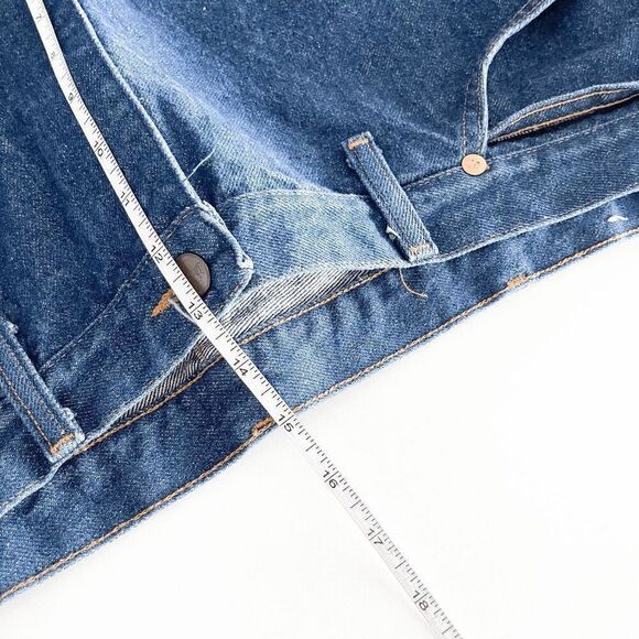 Wrangler Mens Five Pocket Mid-Rise Straight Leg Jeans Medium Wash Blue 40 Hemmed - Picture 9 of 9